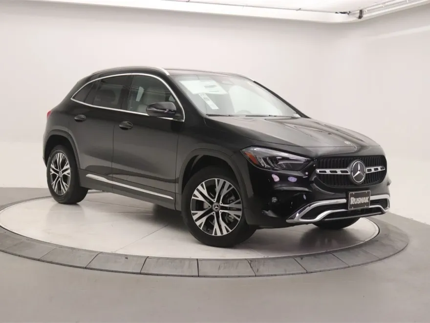 2026 Mercedes Benz GLA 250 photo 1