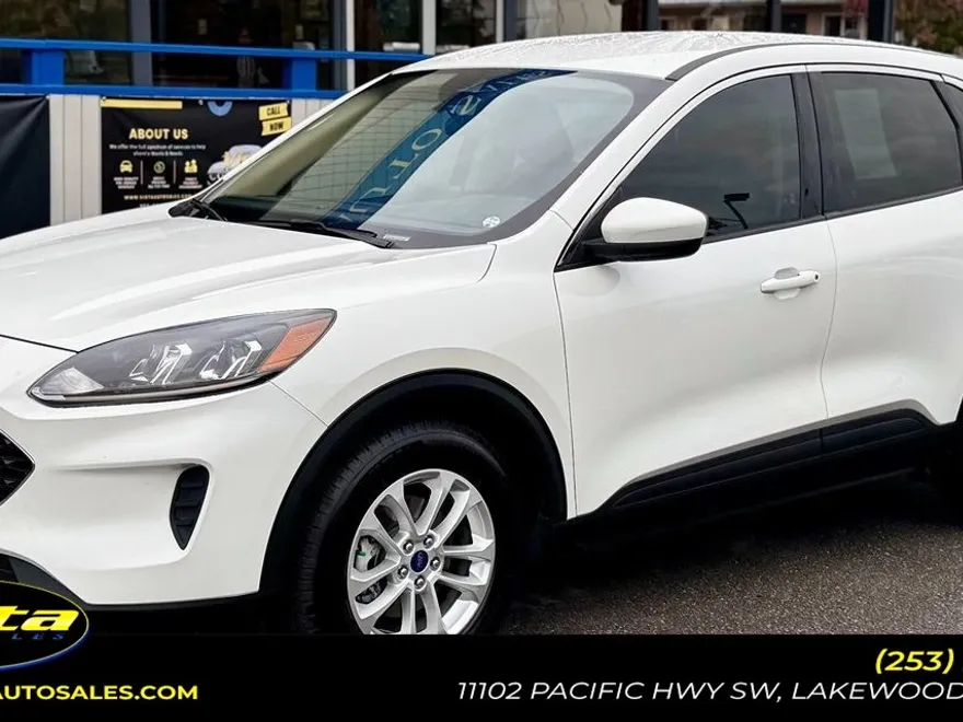 2020 Ford Escape SE photo 1