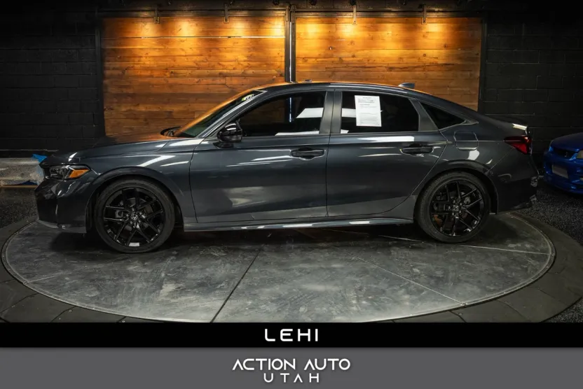 2025 Honda Civic Sport photo 1