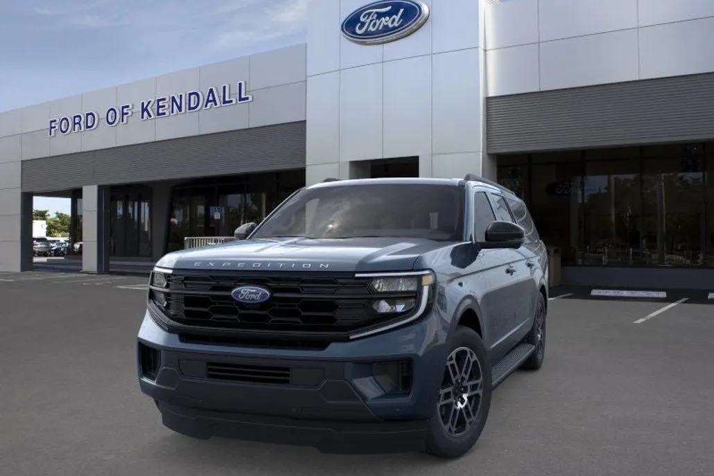 2025 Ford Expedition MAX photo 1