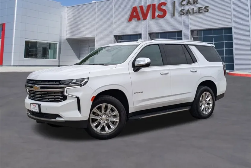 2022 Chevrolet Tahoe Premier photo 1