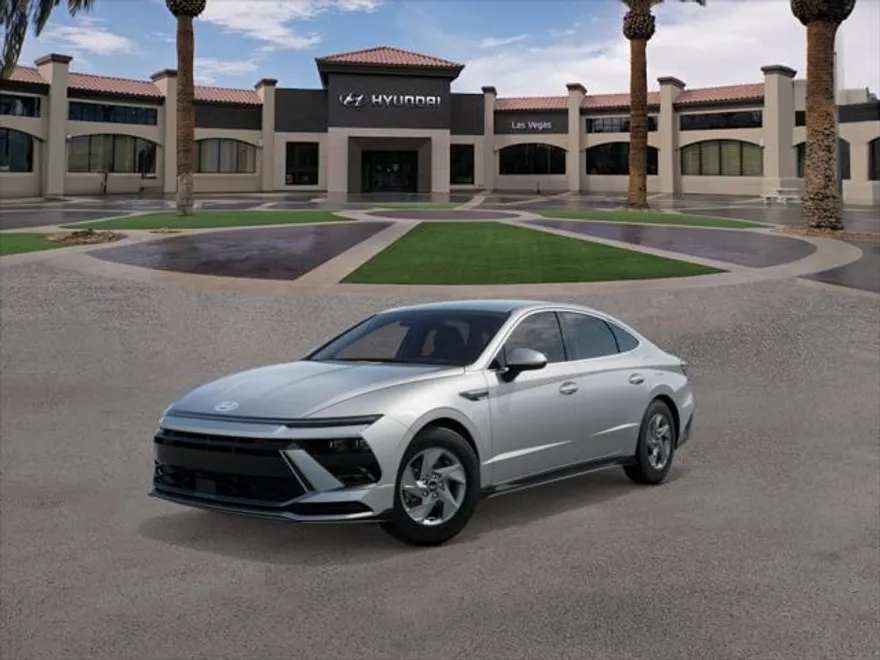 2025 Hyundai Sonata SE photo 1