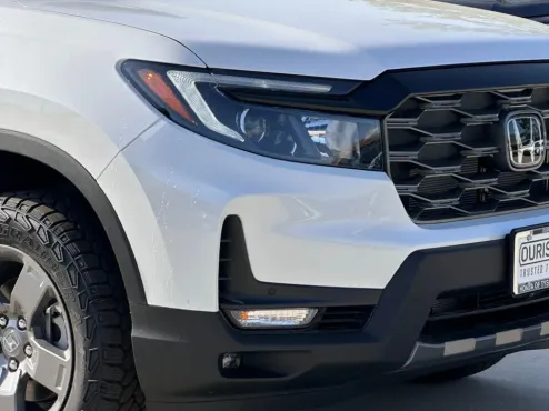2025 Honda Ridgeline TrailSport photo 4