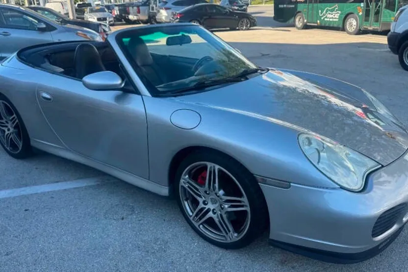 2004 Porsche 911 4S photo 1