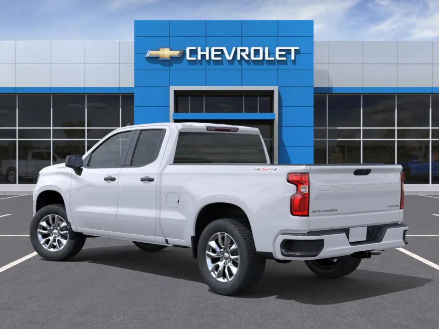 2026 Chevrolet Silverado 1500 Custom photo 1