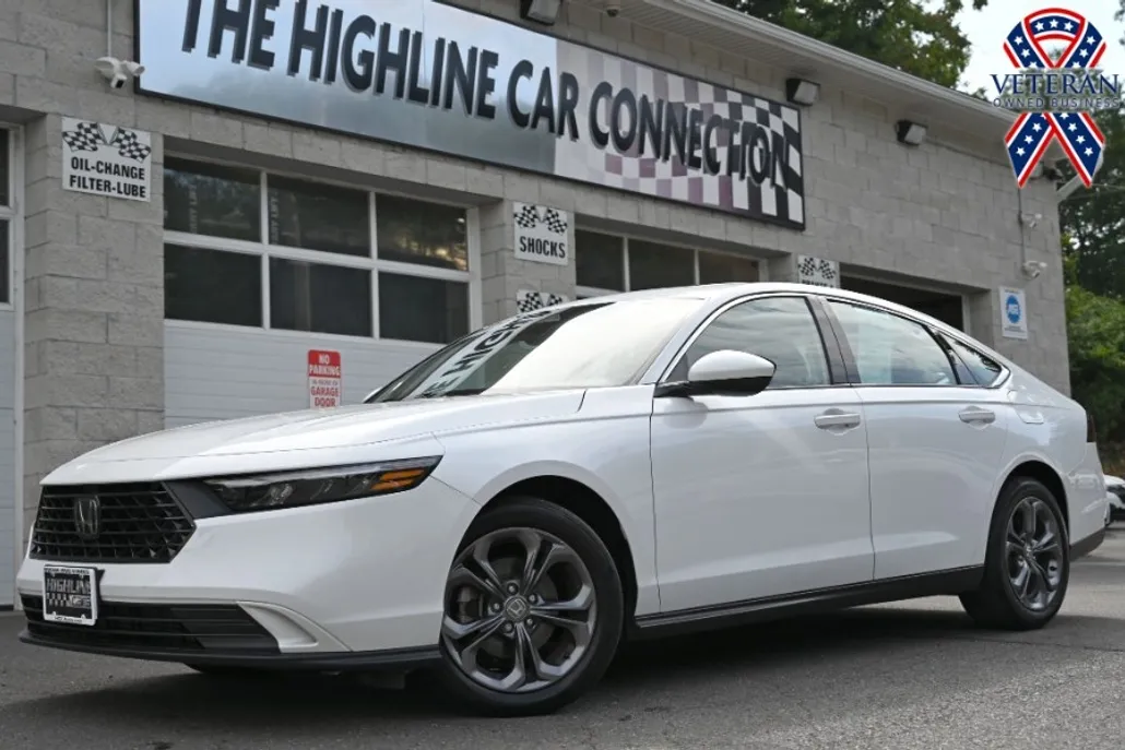 2023 Honda Accord EX photo 1