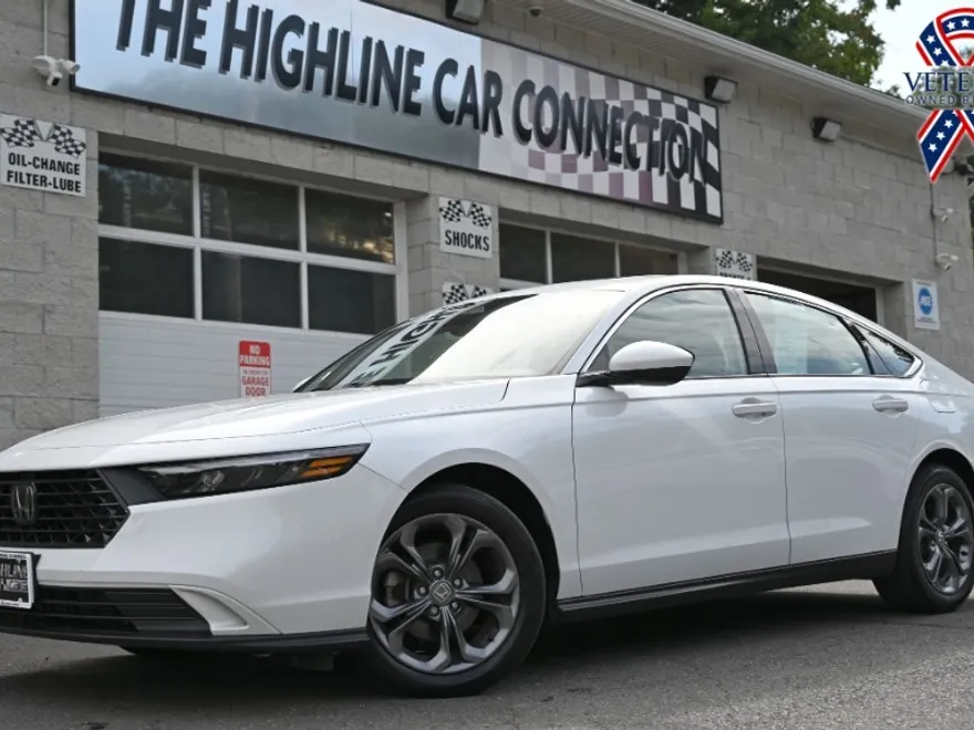2023 Honda Accord EX photo 1