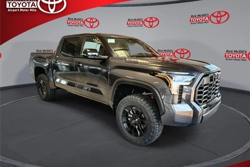 2025 Toyota Tundra Limited photo 1