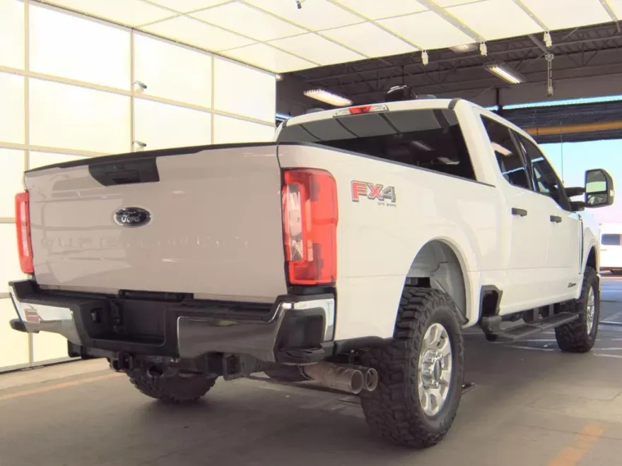 2024 Ford F-250 XLT photo 1