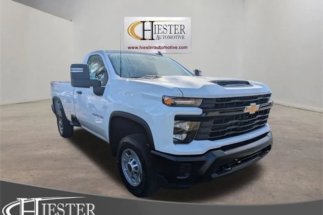 2025 Chevrolet Silverado 2500HD photo 1