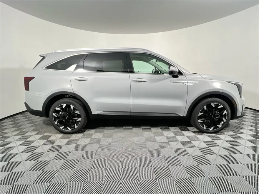 2026 Kia Sorento EX photo 1