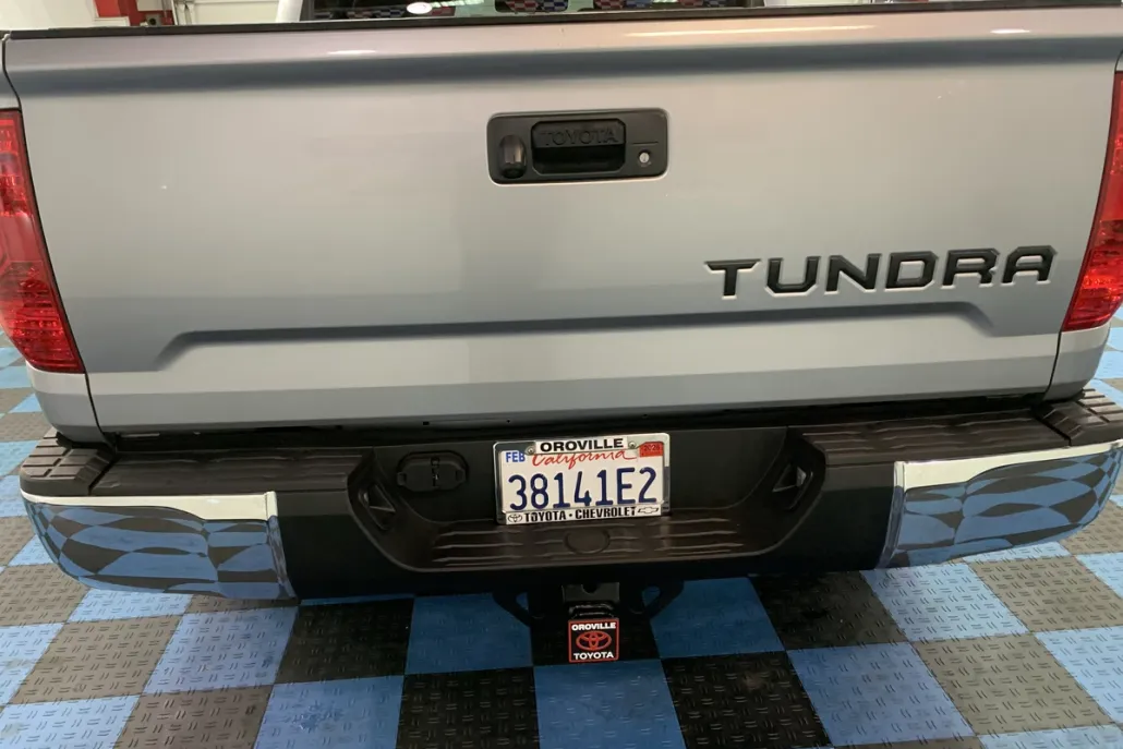 2017 Toyota Tundra SR5 photo 1