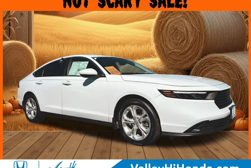 2023 Honda Accord LX photo 1