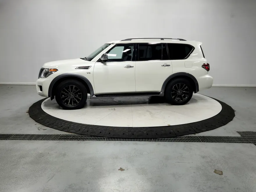 2018 Nissan Armada Platinum photo 1