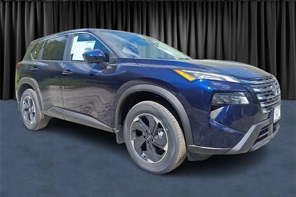 2026 Nissan Rogue SV photo 1