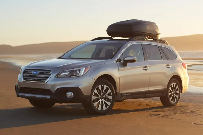 2015 Subaru Outback 2.5i Limited photo 1
