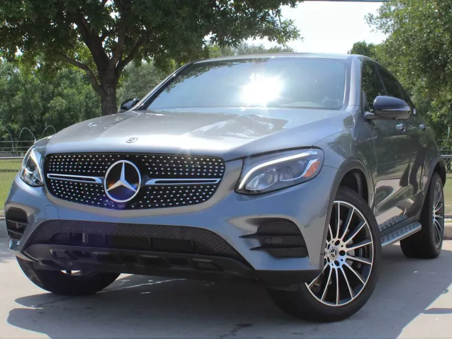 2019 Mercedes Benz GLC 300 photo 1