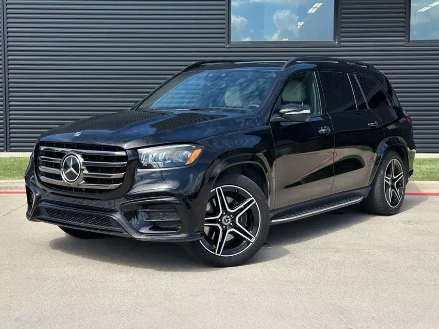 2024 Mercedes Benz GLS 450 photo 1