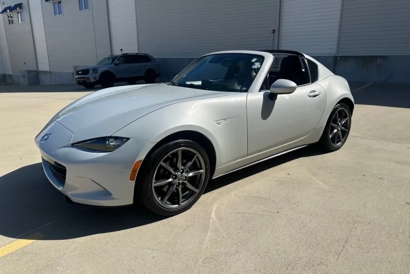 2019 Mazda MX-5 Miata Miata RF Grand Touring photo 1