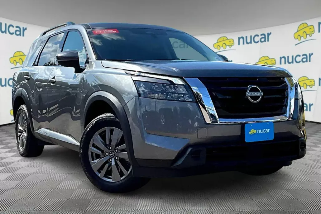 2025 Nissan Pathfinder SV photo 1