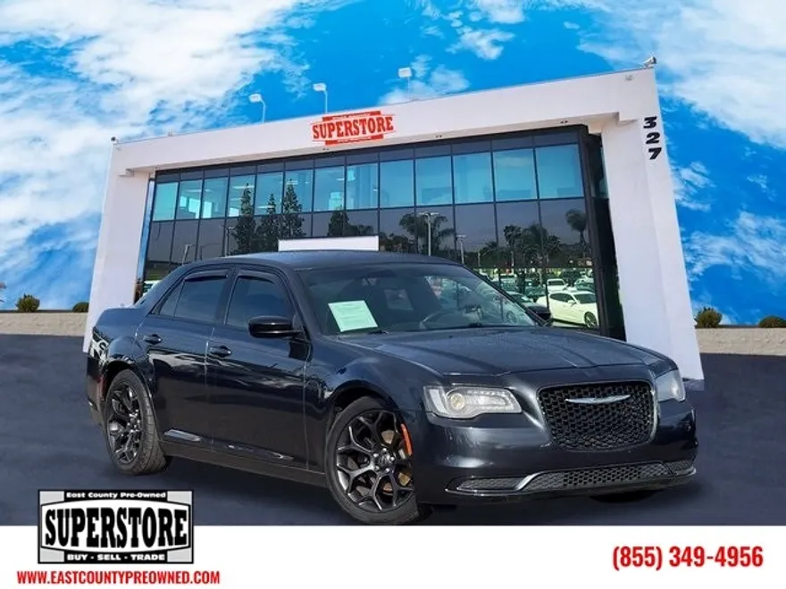 2019 Chrysler 300 Touring photo 1