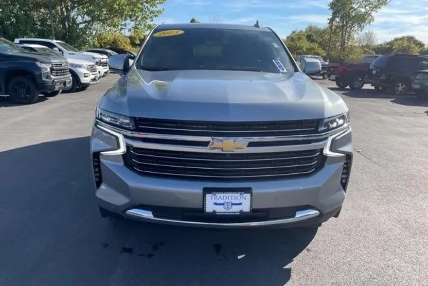 2023 Chevrolet Tahoe LT photo 1
