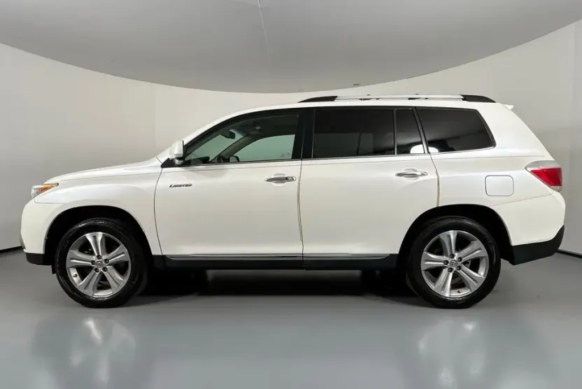 2013 Toyota Highlander Limited photo 1