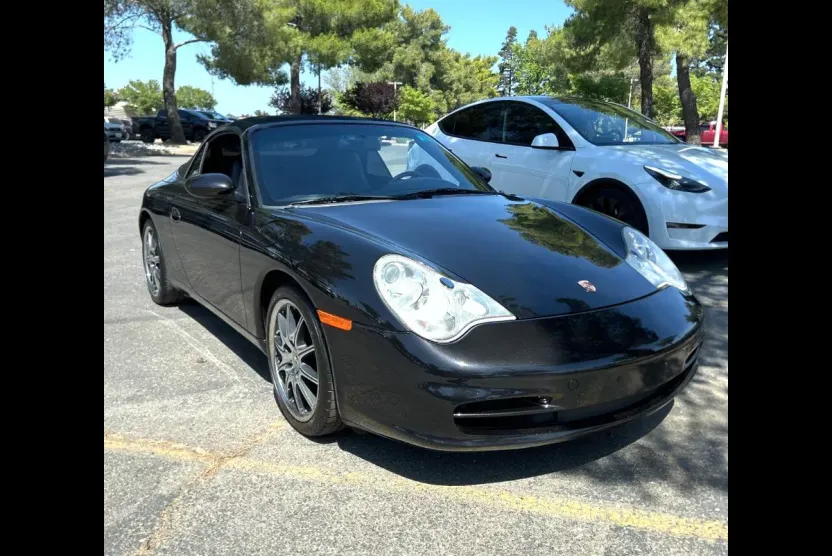 2002 Porsche 911 Cabriolet photo 1