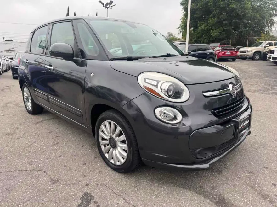 2014 Fiat 500L Easy photo 1