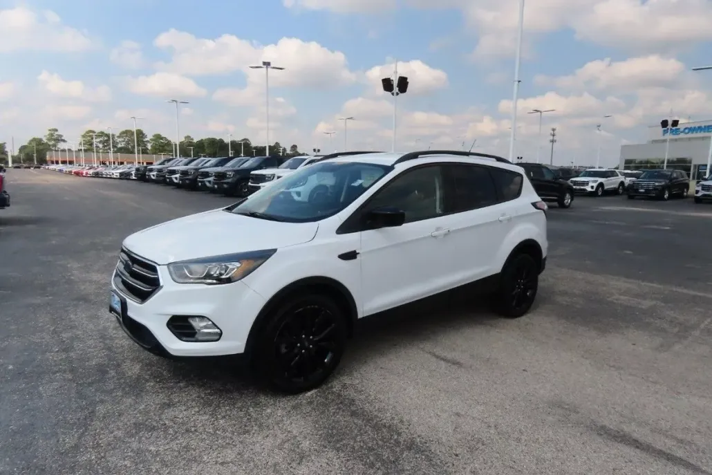2018 Ford Escape SE photo 1