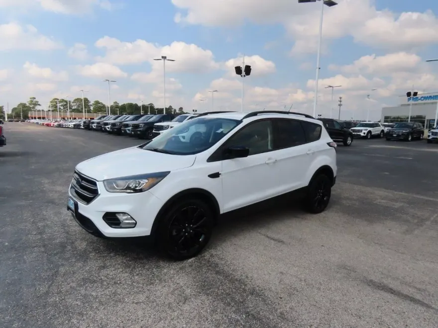 2018 Ford Escape SE photo 1