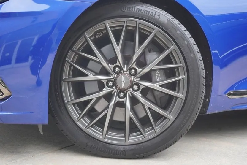 2020 Genesis G80 3.3T Sport AWD photo 1
