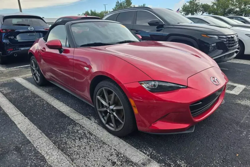 2016 Mazda MX-5 Miata Miata Grand Touring photo 1