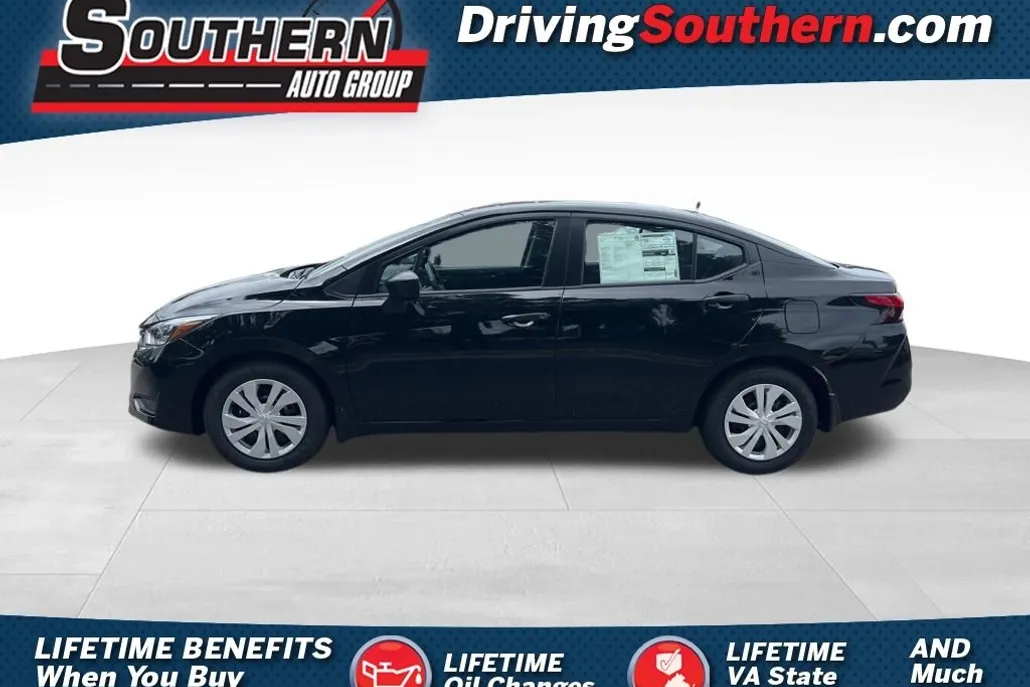 2025 Nissan Versa S photo 1