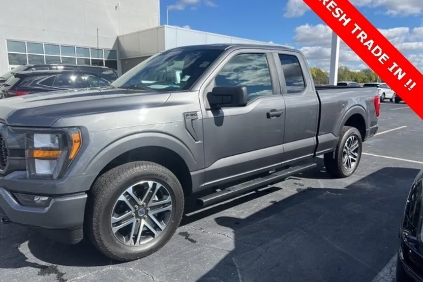 2023 Ford F-150 XL photo 1
