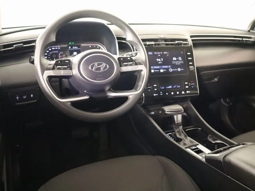2024 Hyundai Tucson SEL photo 1