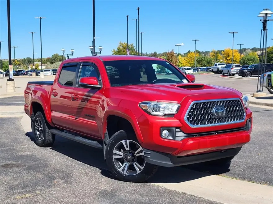 2019 Toyota Tacoma TRD Sport V6 photo 1