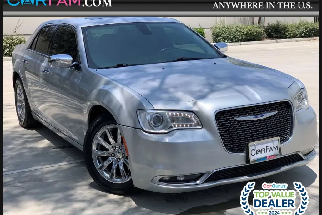 2020 Chrysler 300 Limited photo 1