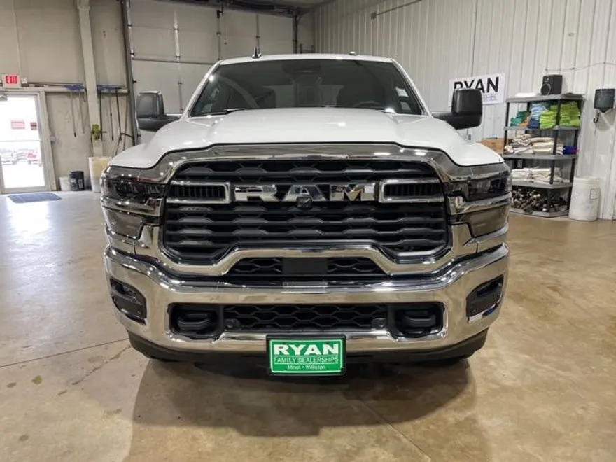2025 Ram 2500 Tradesman photo 1
