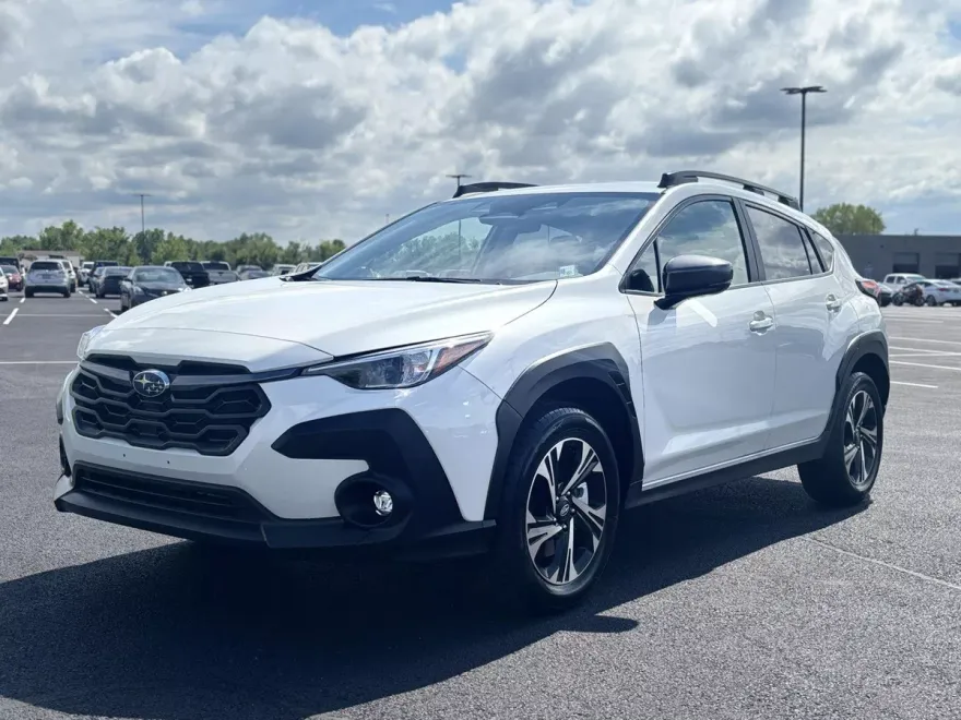 2025 Subaru Crosstrek Premium photo 1