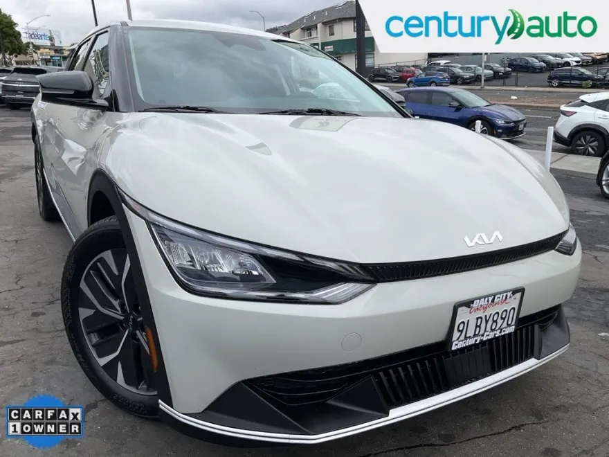 2024 Kia EV6 Wind photo 1