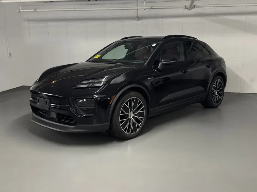 2024 Porsche Macan Electric 4 photo 1