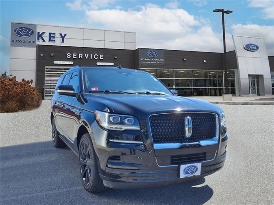 2023 Lincoln Navigator Reserve photo 1