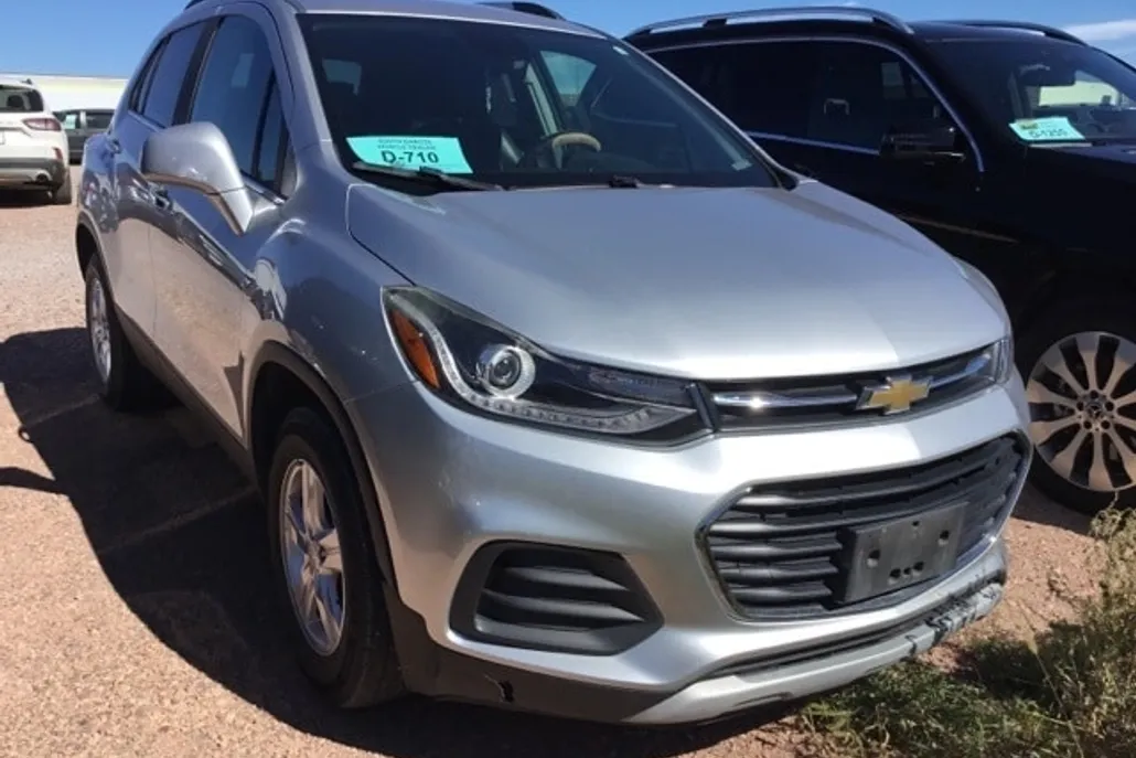 2017 Chevrolet Trax LT photo 1