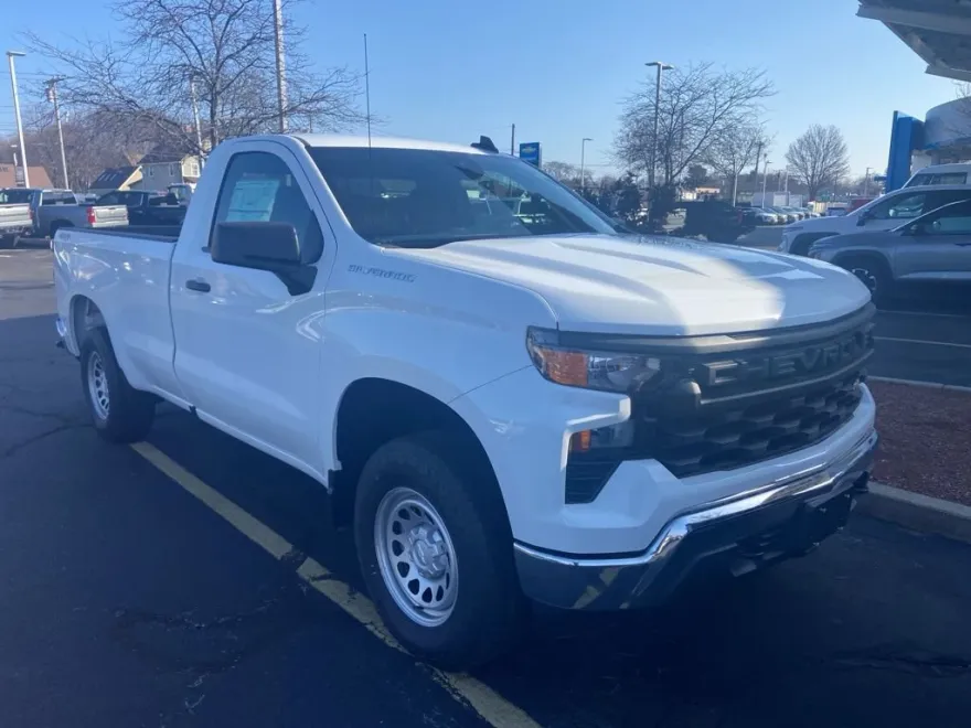 2025 Chevrolet Silverado 1500 photo 1