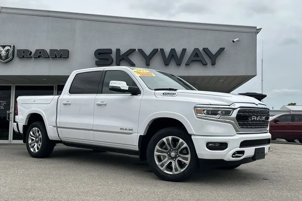 2023 Ram 1500 Limited photo 1