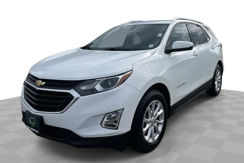 2019 Chevrolet Equinox LT photo 1