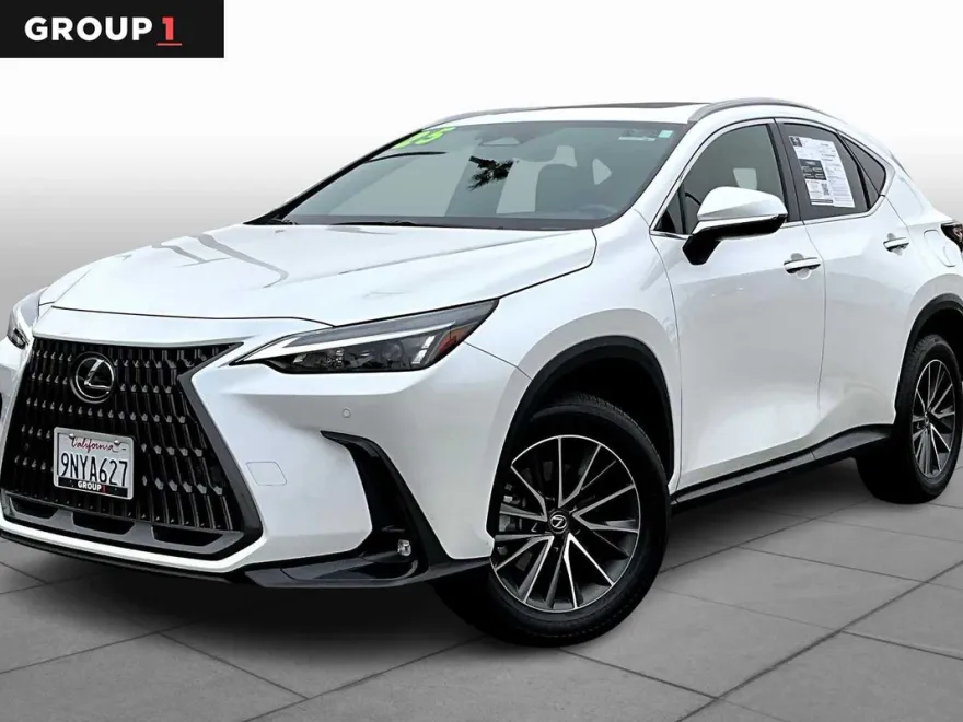 2025 Lexus NX Premium photo 1