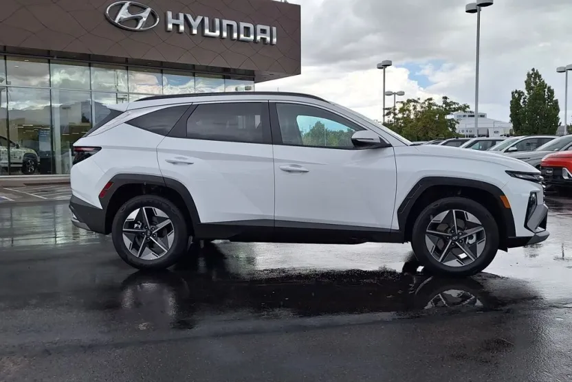 2025 Hyundai Tucson Hybrid SEL Convenience photo 1