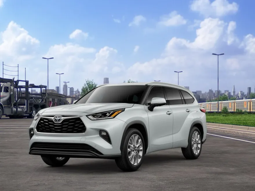 2025 Toyota Highlander Limited photo 1